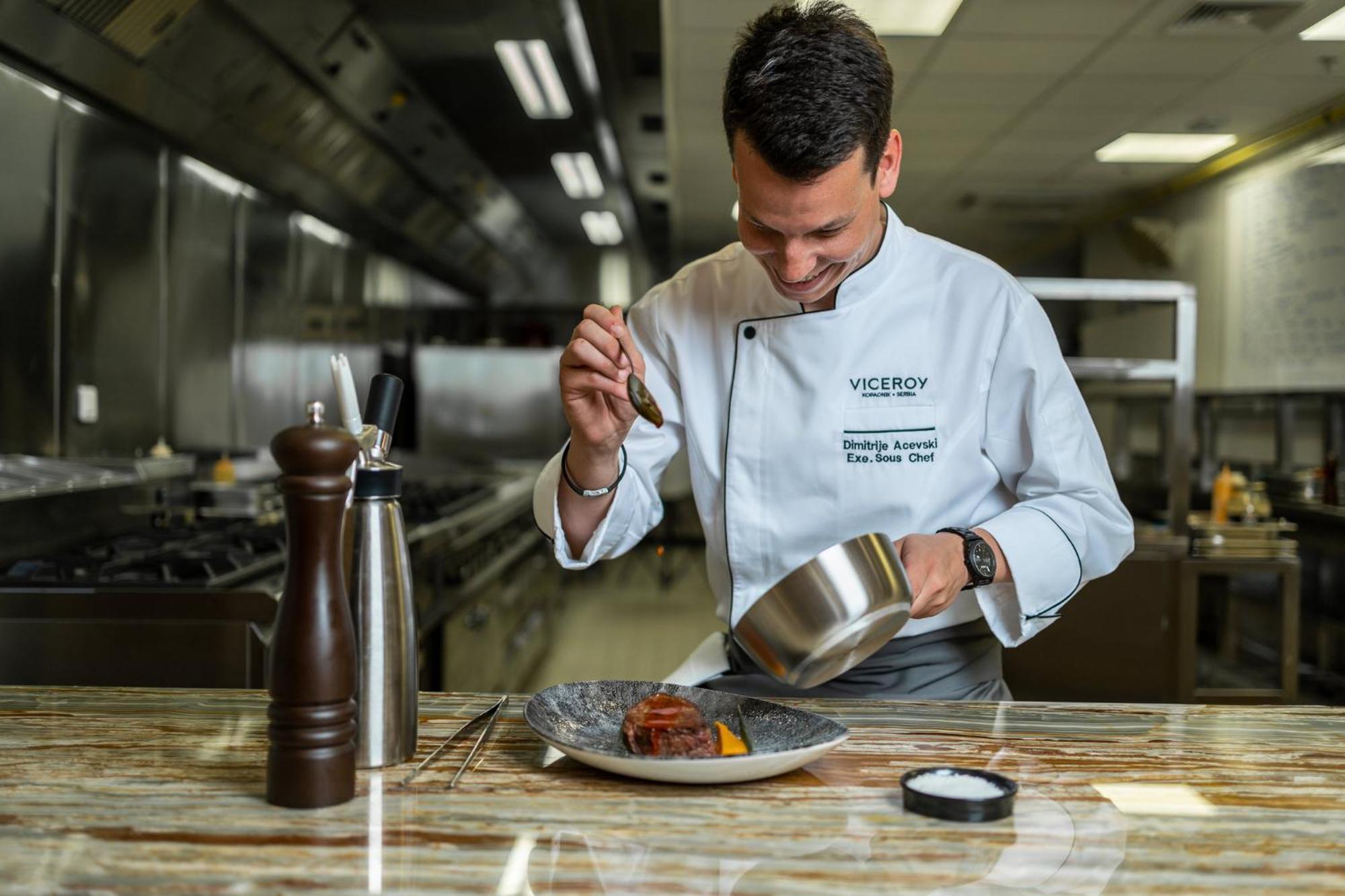 Viceroy Kopaonik Serbia Eksteriør billede Executive Chef at work