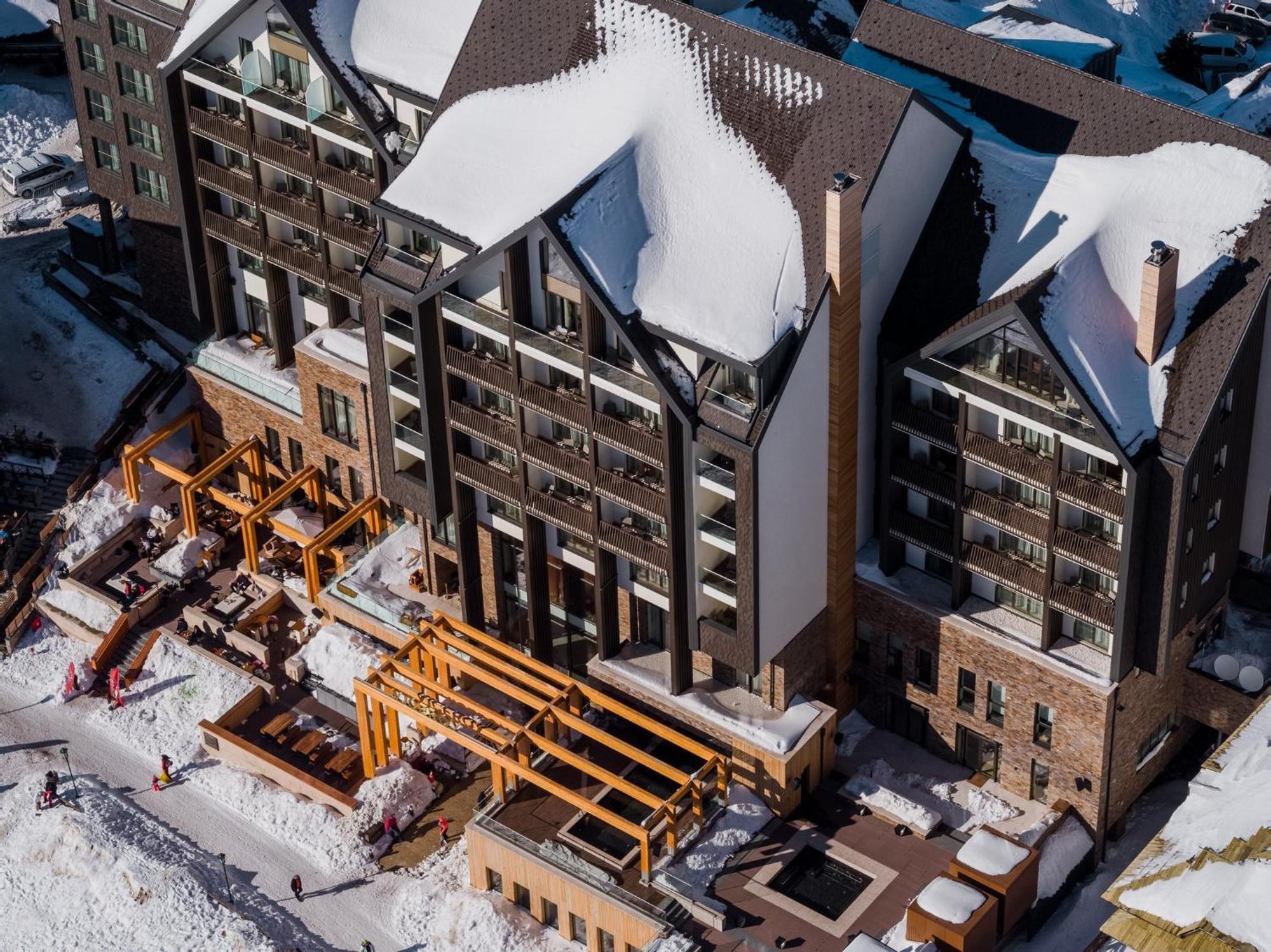 Viceroy Kopaonik Serbia Eksteriør billede Aerial view of the hotel