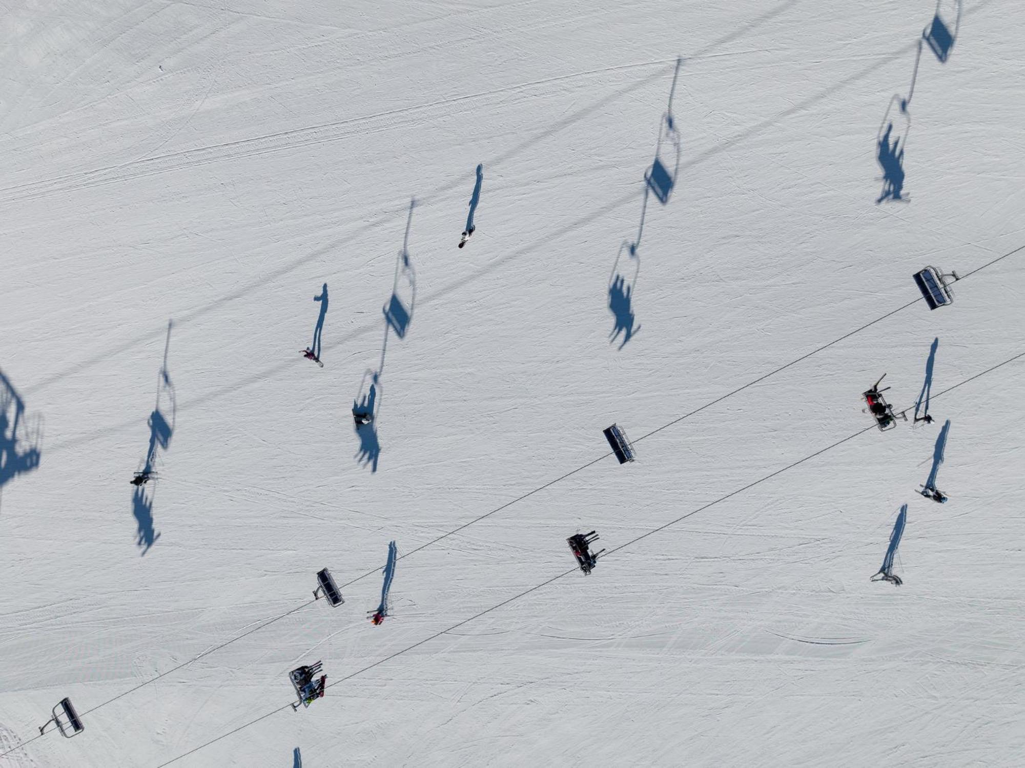 Viceroy Kopaonik Serbia Eksteriør billede Aerial tramway