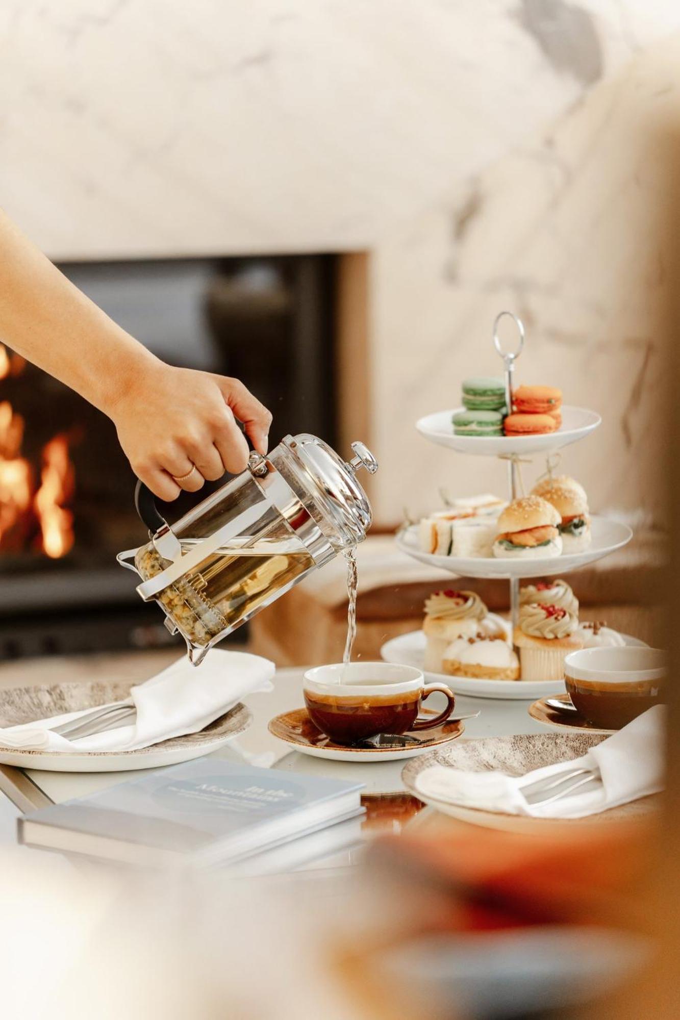 Viceroy Kopaonik Serbia Eksteriør billede Afternoon tea