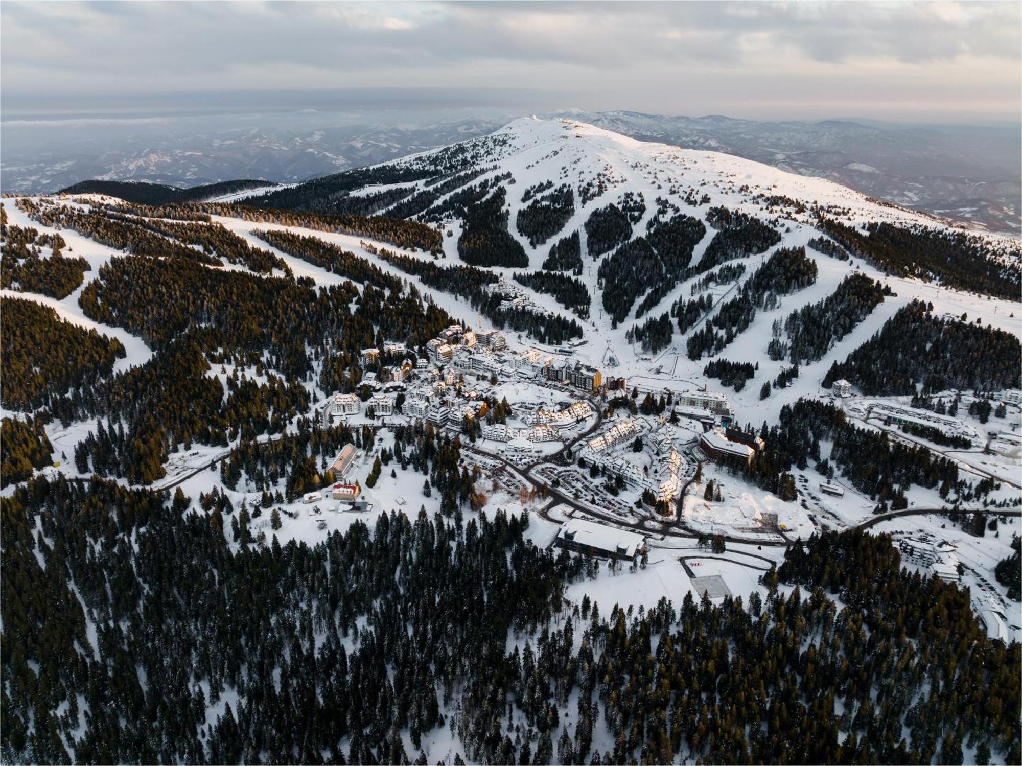 Viceroy Kopaonik Serbia Eksteriør billede Aerial view of the resort